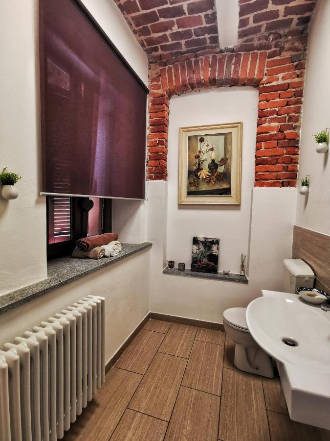 Regis B&B Camere Centro Storico Chivasso Extérieur photo