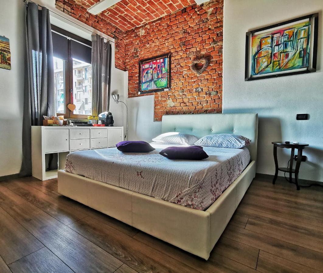 Regis B&B Camere Centro Storico Chivasso Extérieur photo